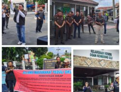 Masa AMP-OKU Aksi Damai Di Halaman Kantor Kejaksaan Negeri OKU